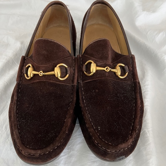Men's Gucci Brown Swede Classic Style Loafers Gold Horseshoe Bit 41.5/8.5 - Picture 1 of 14